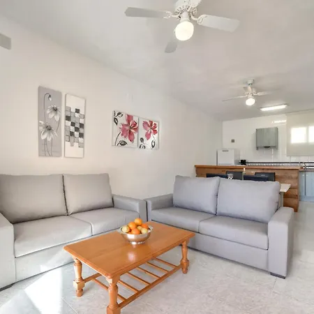 Sasha - Plusholidays * Ifach