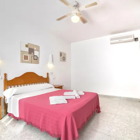 Sasha - Plusholidays Ifach