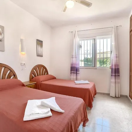 Sasha - Plusholidays * Calpe