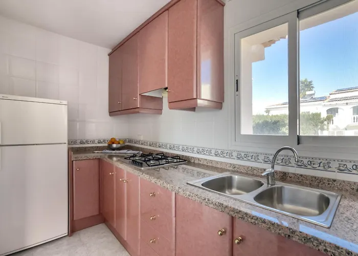 빌라 Sasha - Plusholidays